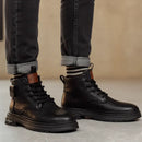 Bota Sentinel Masculina Antiderrapante de Cano Médio em Couro Legítimo e Lã Natural + 4 Cuecas, Relógio e Cinto GRÁTIS